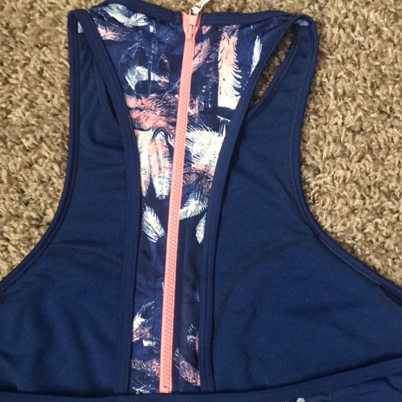 Like New Roxy Bathing Suit - Picture 5 of 6